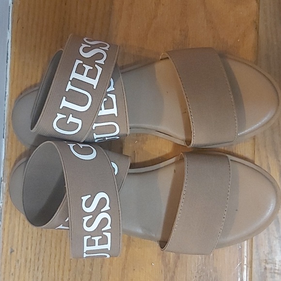 Sandals by guess - Picture 2 of 6